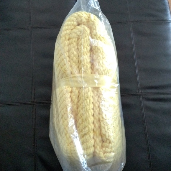 Throw blanket - Picture 3 of 4